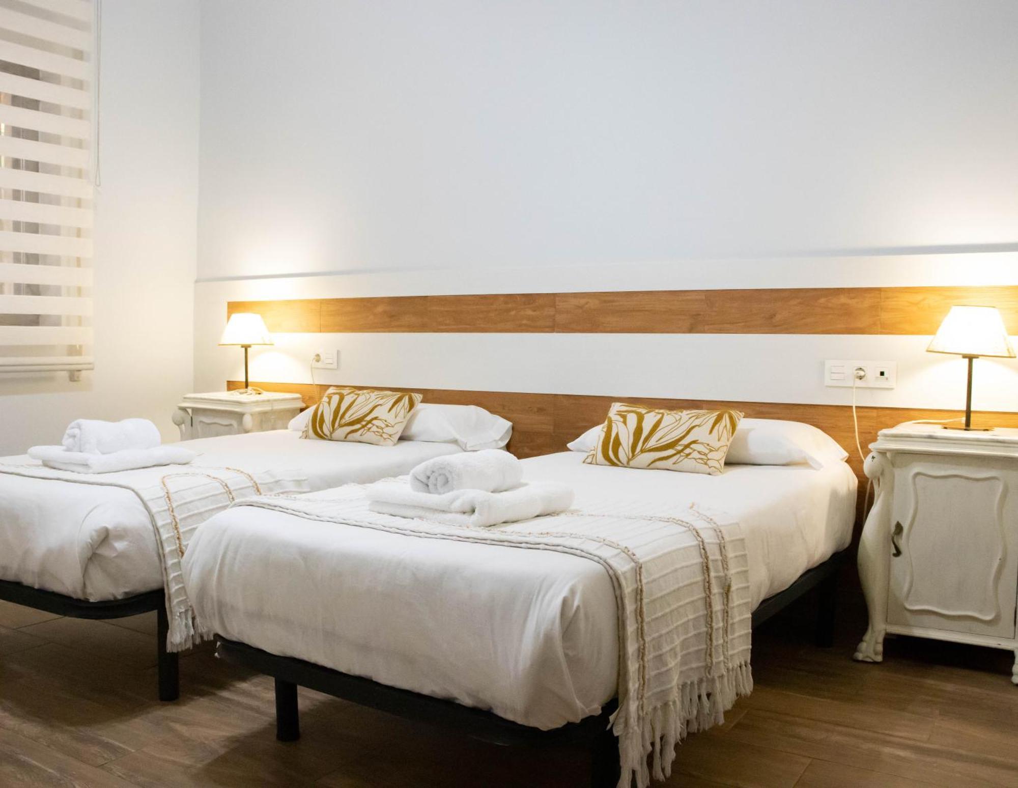 Apartamentos Turisticos Cullar Vega Buitenkant foto