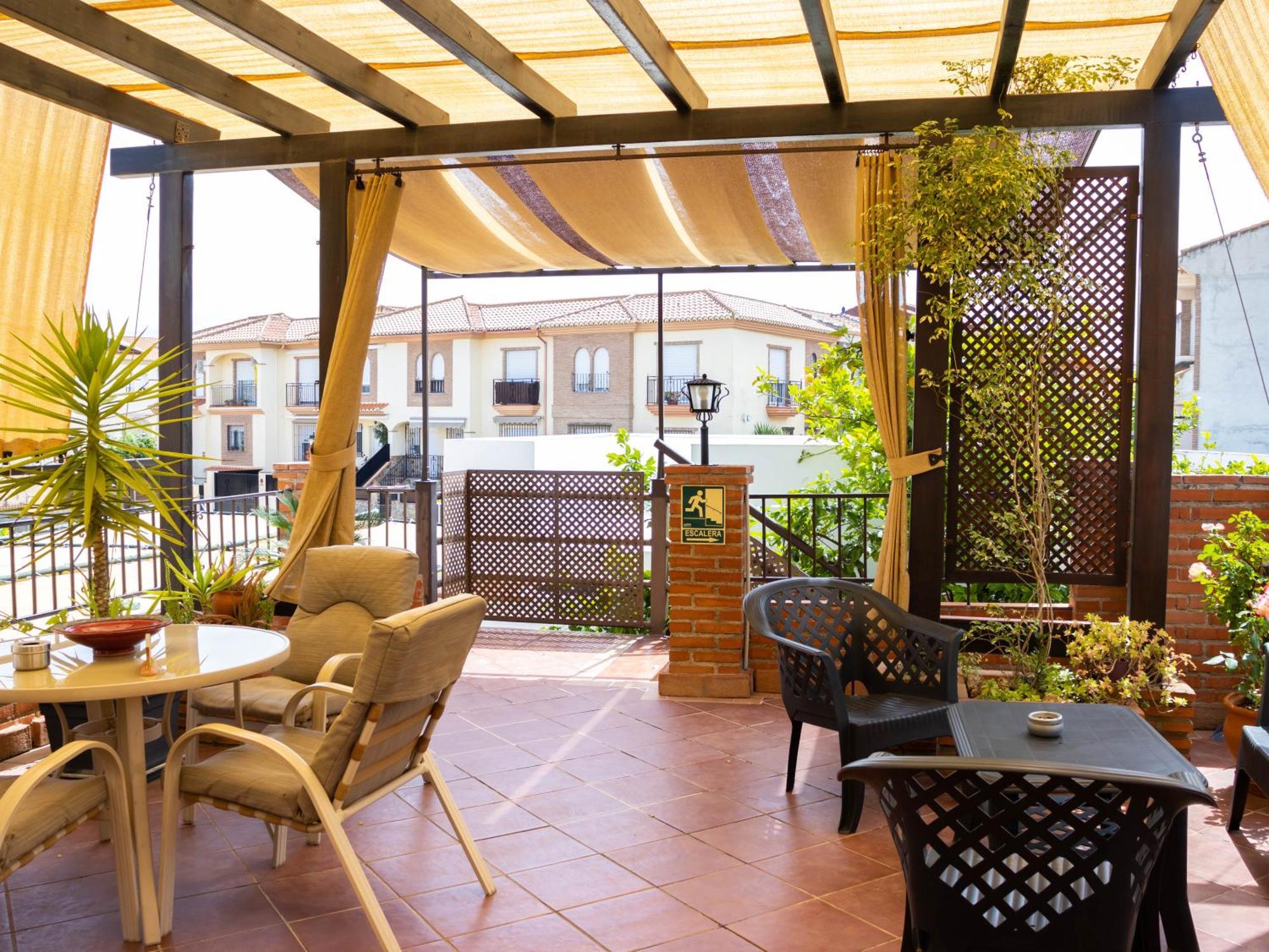 Apartamentos Turisticos Cullar Vega Buitenkant foto